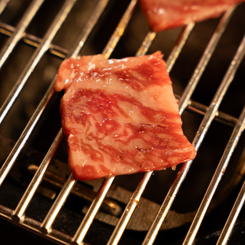 Kagoshima Wagyu A5 cotto sulla carbonella